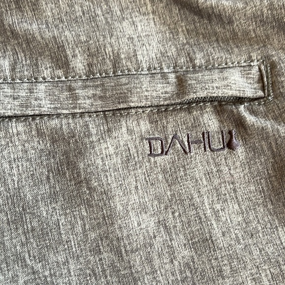 Mens DAHU Hybrid collection board shorts. Size 30 waist - Picture 3 of 3